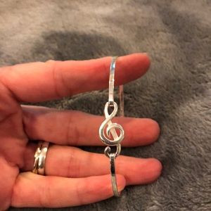 Silver Toned Treble Clef Music Bracelet